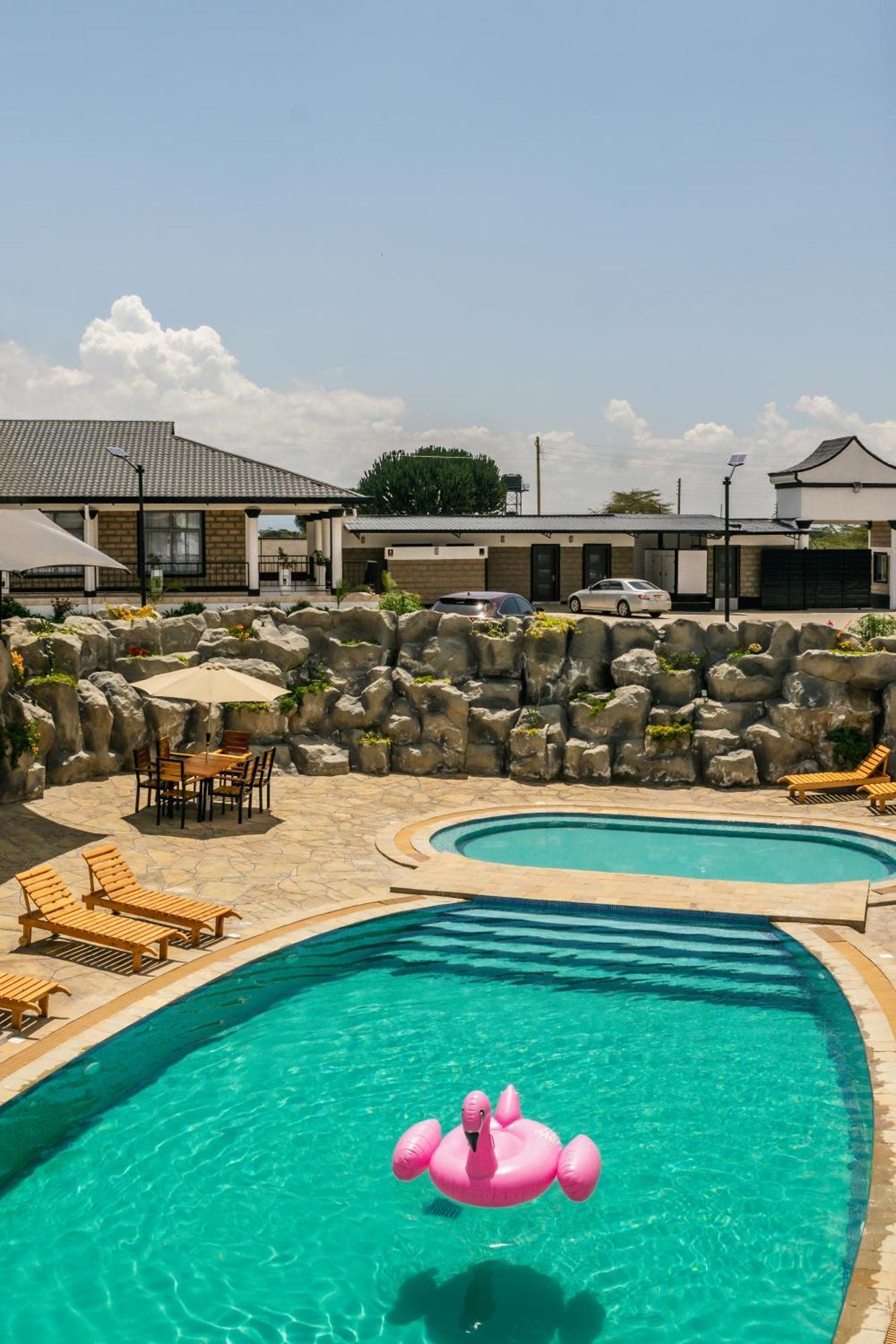 Avian Court Penthouse Aparthotel Naivasha Kültér fotó